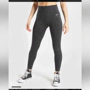 BRAND NEW ADAPT ANIMAL (WILD) SEAMLESS LEGGINGS